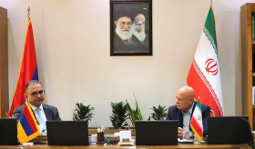 Tigran Khachatryan, Minister of Finance of the R. of Armenia paid an official visit to the I.R. of Iran on 7-9 Nov.