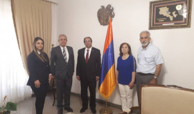 On March 24, 2022 Arsen Avagyan, Ambassador of the R. of Armenia to the I.R. of Iran had meeting with Gaspar Amirkhanian, chairman of Iranian-Armenian “Faridan Educational Association” and its members of the board of directors.