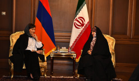 Armenian PM’s spouse visited Iran
