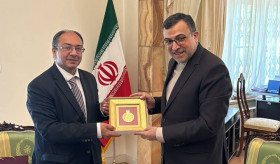 Ambassador Arsen Avagyan's visit tot he Institute for Political and International Studies of Iran