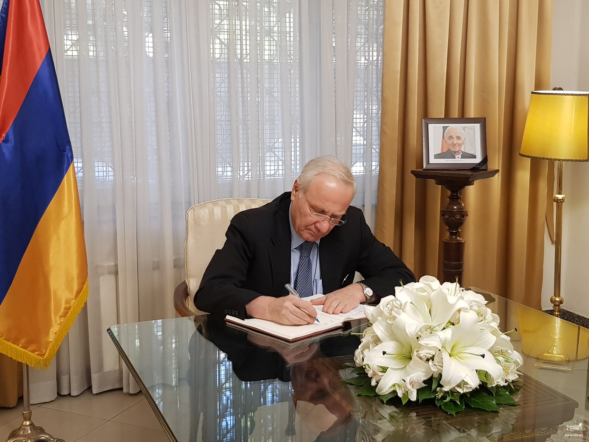 Book of Condolences Opened at the Embassy of Armenia