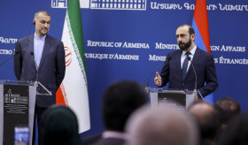 دیدار وزرای امور خارجه جمهوری ارمنستان و جمهوری اسلامی ایران وکنفرانس مشترک  مطبوعاتی